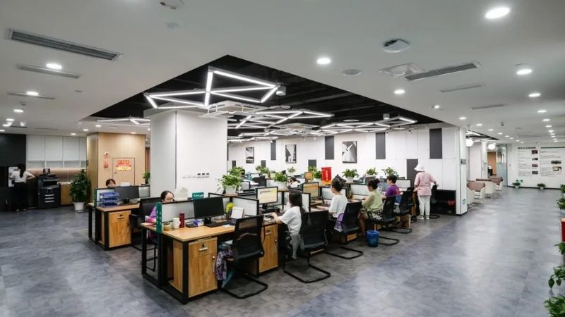 行业背景：学历提升需求旺盛，代理加盟市场潜力巨大