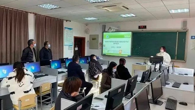 一线城市心理咨询师培训师资对比
