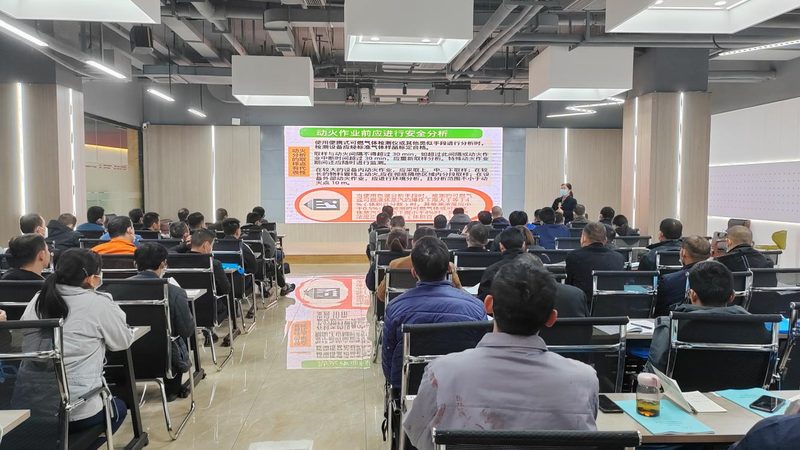 零基础如何选择合适的建造师培训课程？**